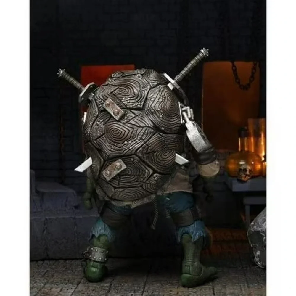 NECA Monsters x TMNT Teenage Mutant Ninja Turtles Leonardo As The Hunchback 7
